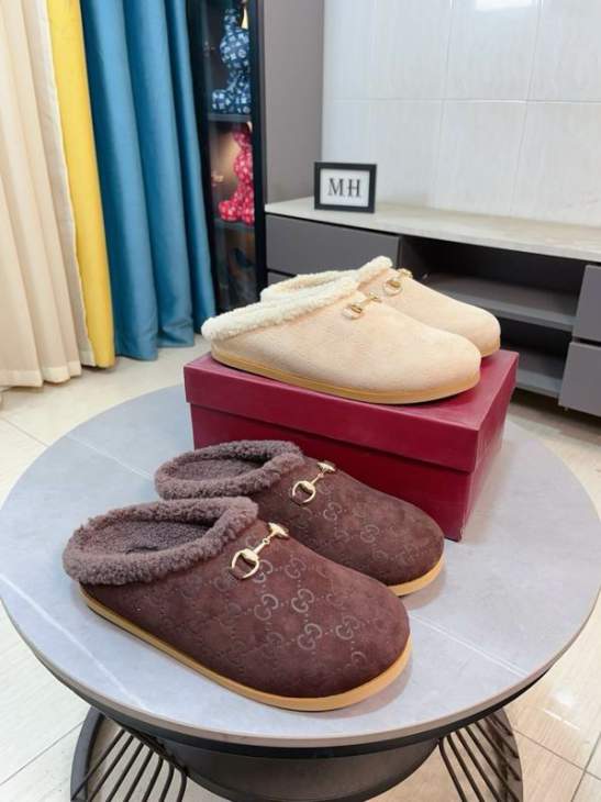 Picture of Gucci Slippers _SKUGuccisz35-44hnq12012339